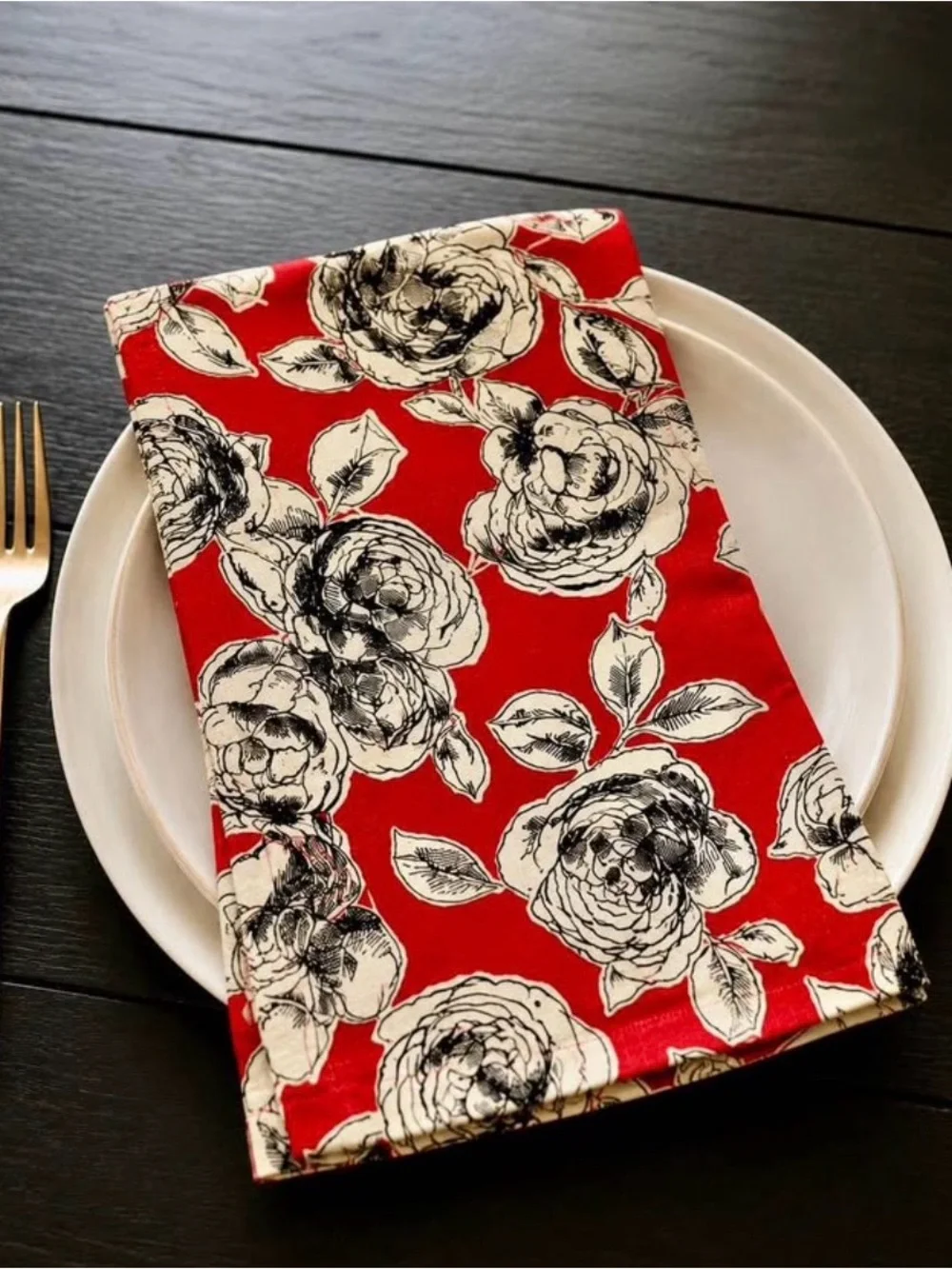 Set of 4 World Market Rose Poppy Floral Cotton Napkins • 20” x 20”